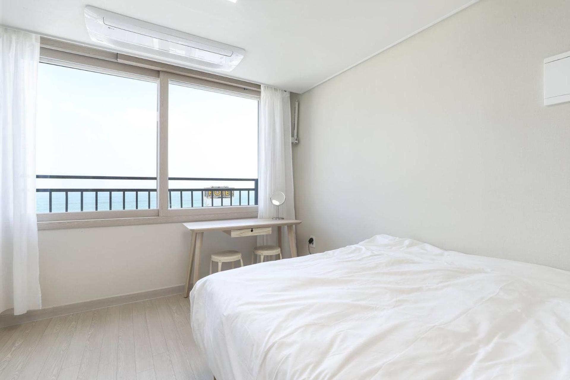 The First Ocean Songjeong Hotel Пусан Екстериор снимка