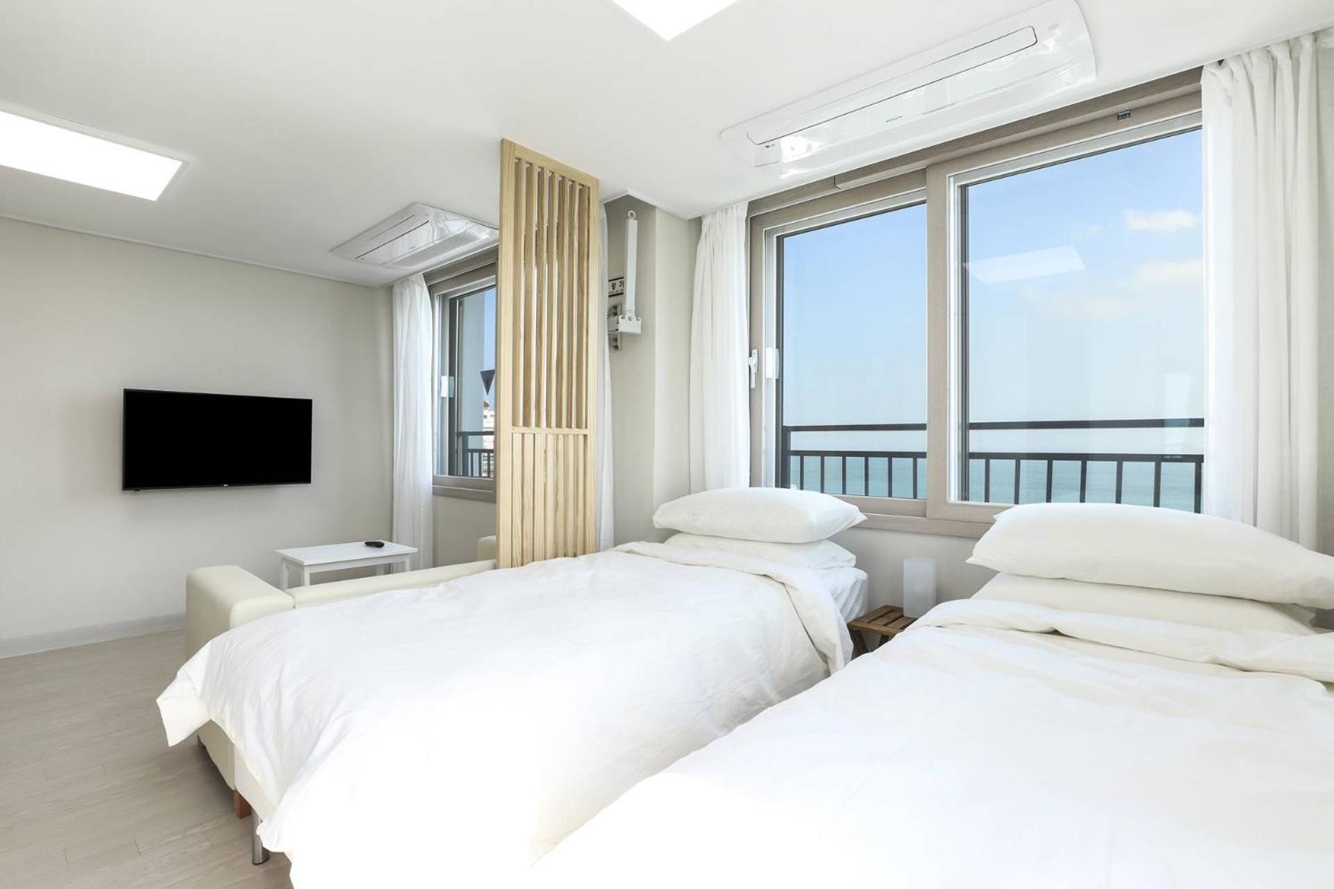 The First Ocean Songjeong Hotel Пусан Екстериор снимка