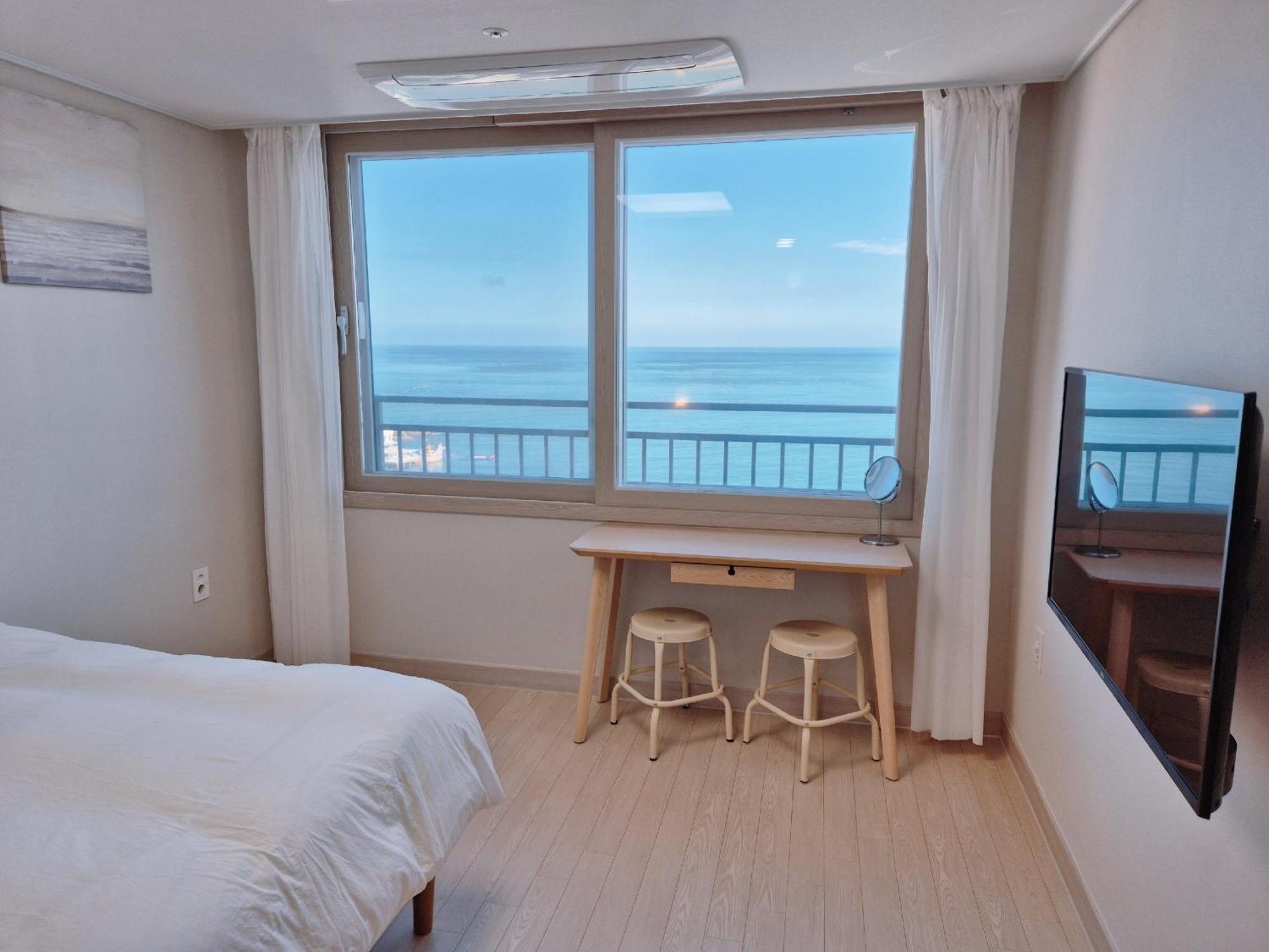 The First Ocean Songjeong Hotel Пусан Екстериор снимка
